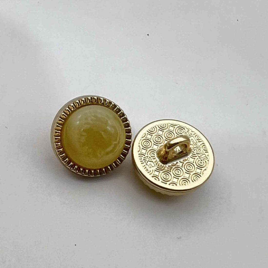 12.5mm Pearlized Cat's Eye Metal Shirt Buttons 30 Pack(5 Colors) - Lots of Buttons