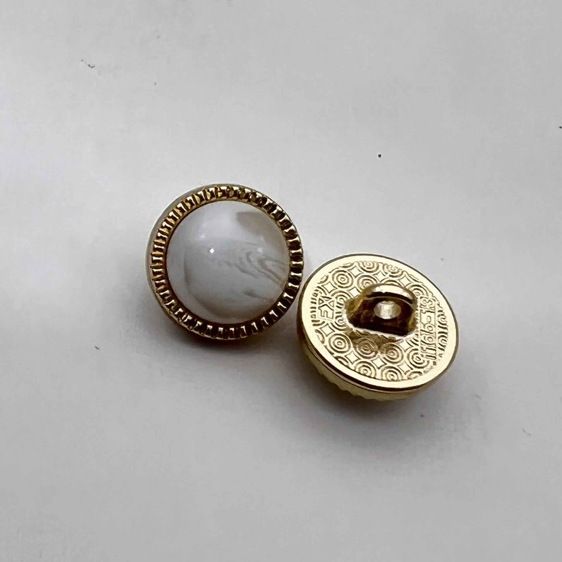 12.5mm Pearlized Cat's Eye Metal Shirt Buttons 30 Pack(5 Colors) - Lots of Buttons