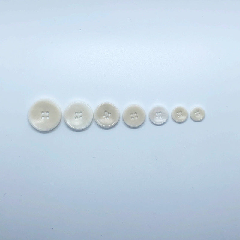 18L-40L Round Edge Four-Hole Natural White Corozo Tagua Nut Buttons