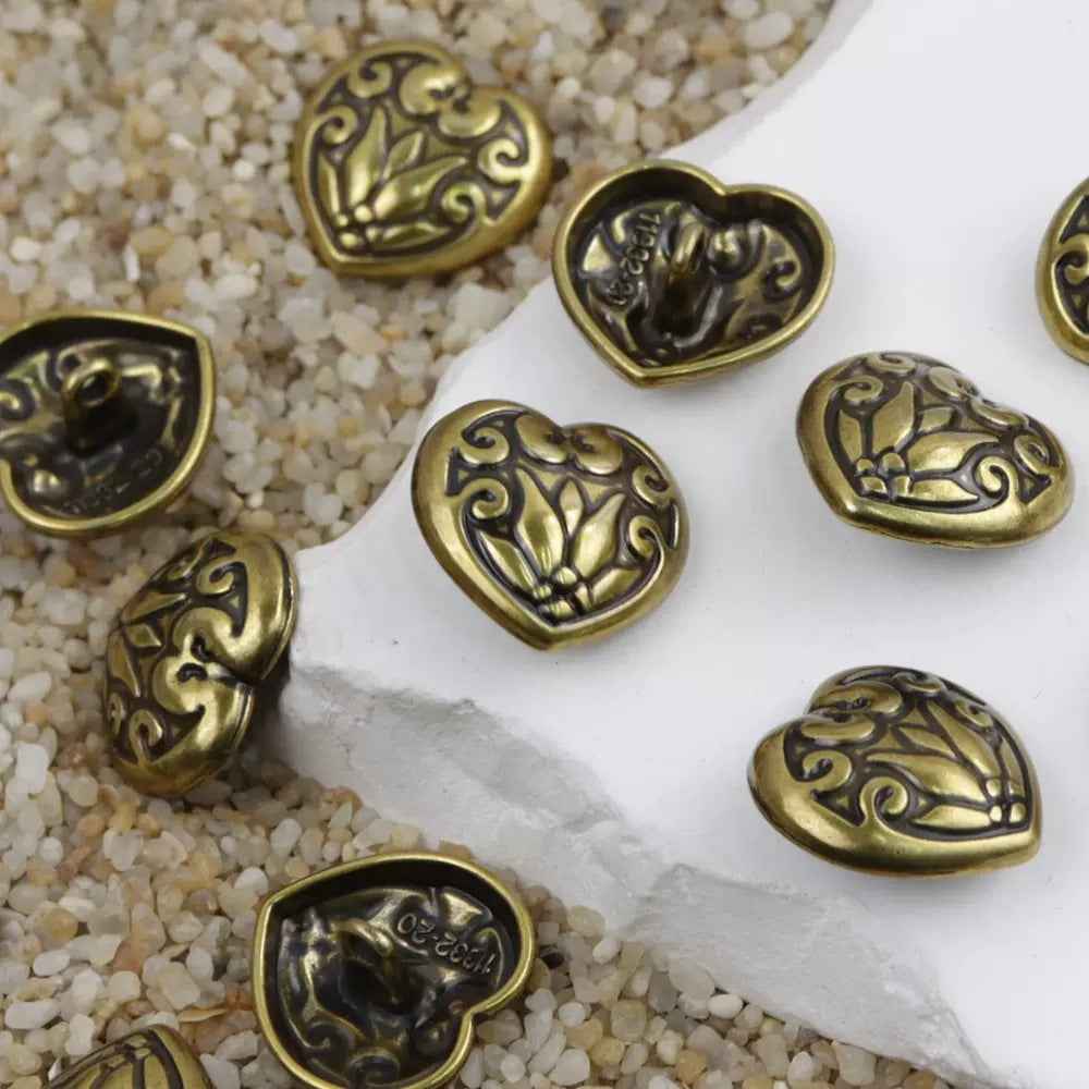 20mm Antique Bronze Heart-Shaped Metal Shank Buttons for Men's Leather Jacket 20pcs - Lots of Buttons