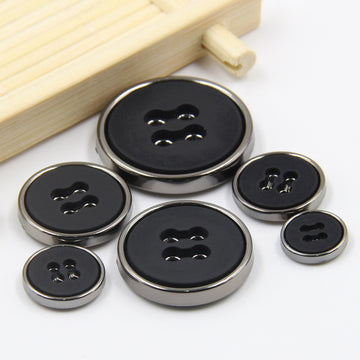 12.5-30mm Round Four-Hole Black White Plastic Buttons Gun Edge 100pcs - Lots of Buttons