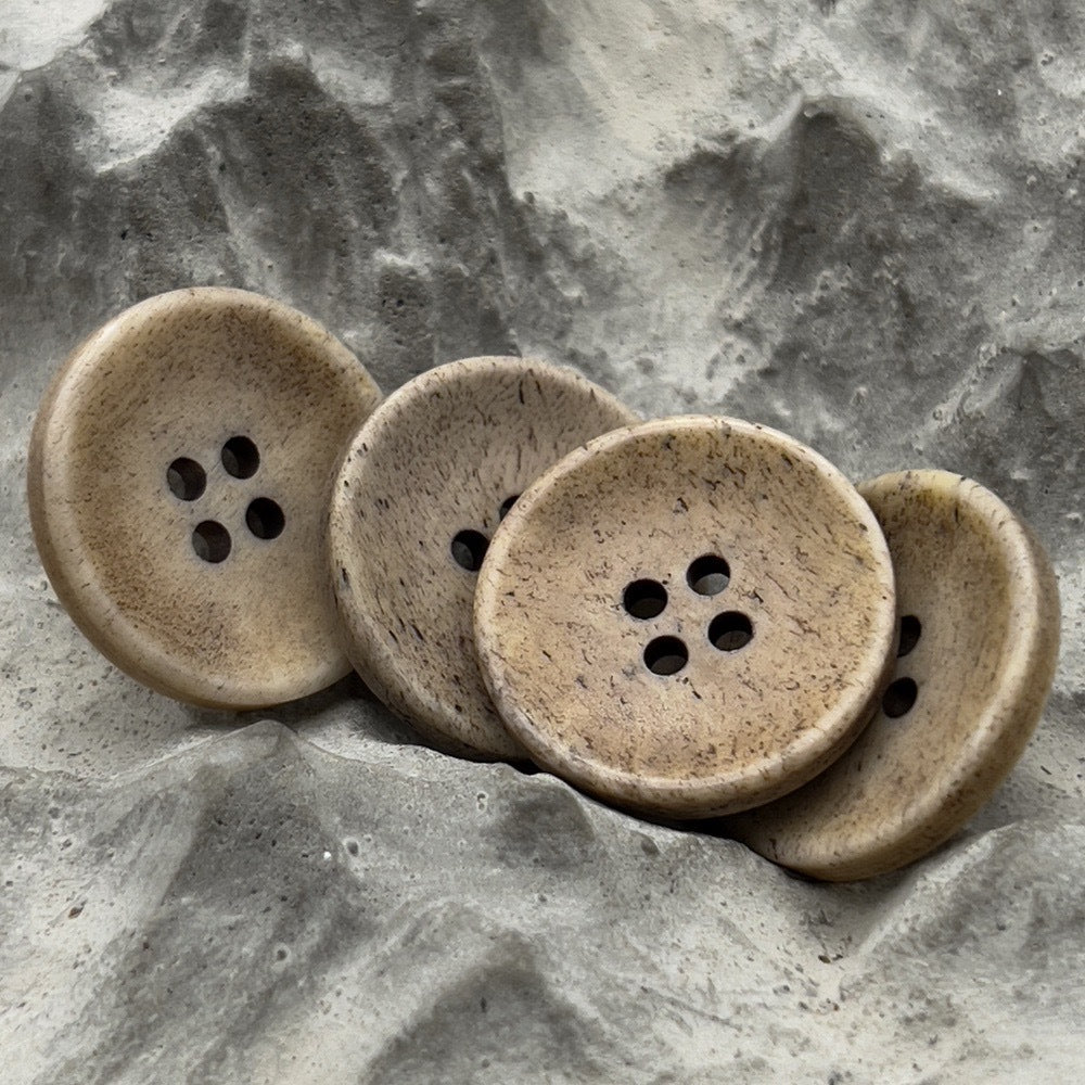 Opotřebované bílé khaki přírodní kosti hovězí knoflíky 18 kusů (3 velikosti)