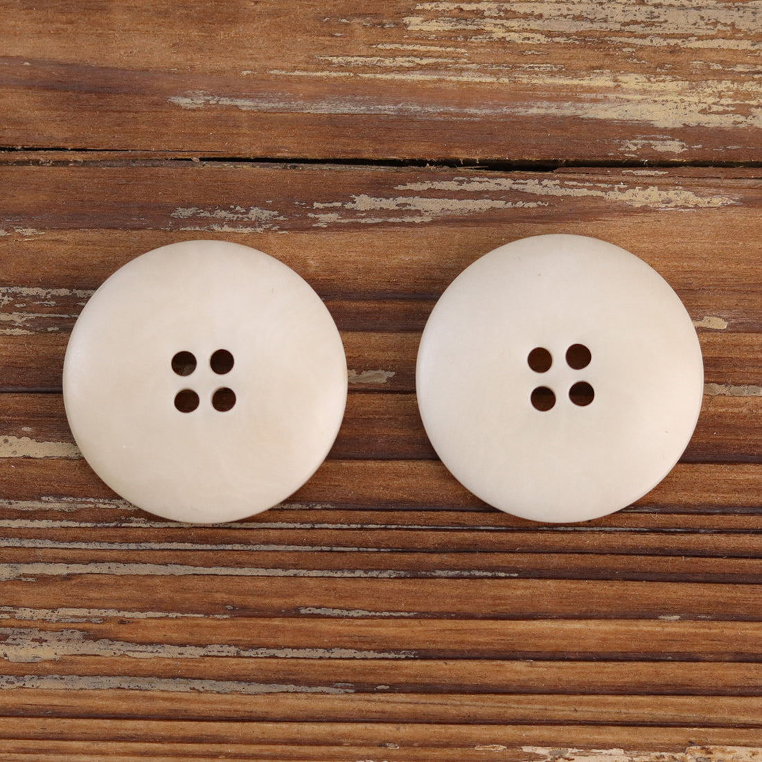 Corozo Buttons Burned White for Coats Trousers 20pcs