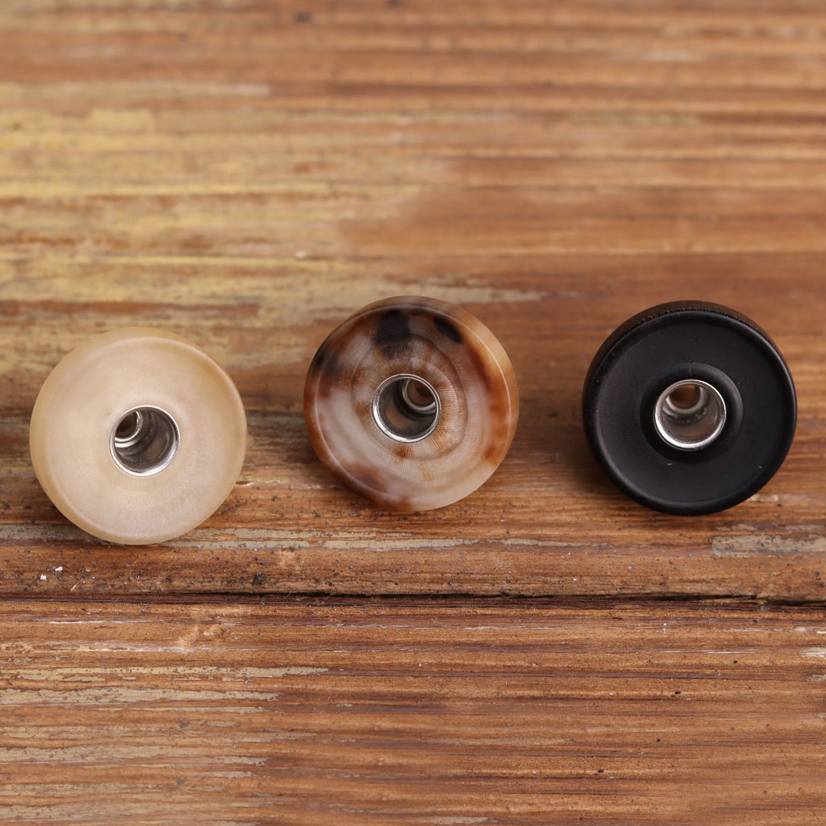 18mm Mat Højkvalitets Ægte Horn Nitte Knappestuds 2 stk