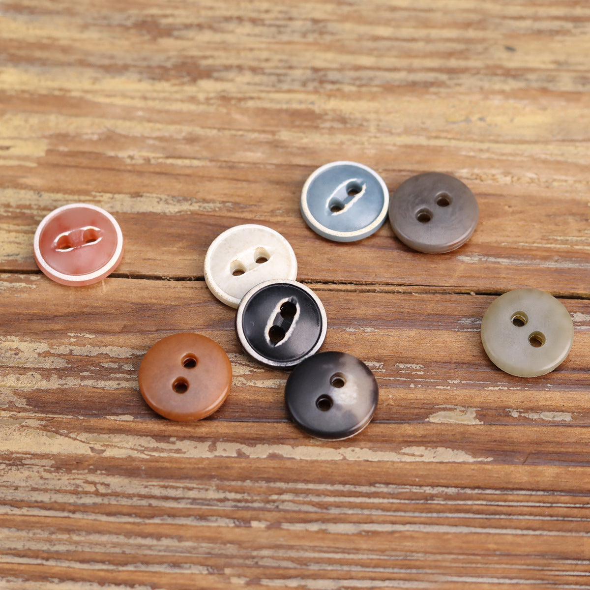 11.5mm Retro lněný kardigan Spálené močovinové knoflíky 70 kusů