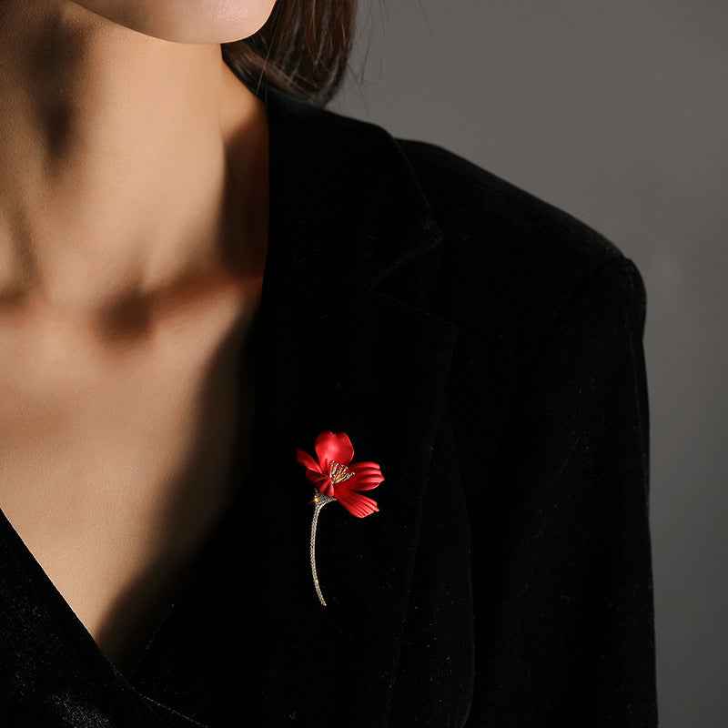 Luxury Zircon Red Hibiscus Brooch – Elegant Floral Pin