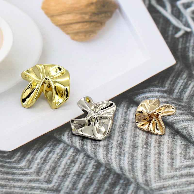 Architectural Shank Buttons Uneven Geometric Floral 48pcs