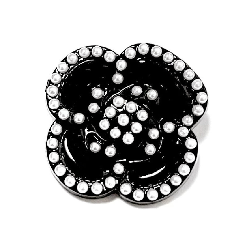 Nasturi cu tija metalică perlată Camellia de 25mm pentru cardiganuri și pulovere 6 bucăți