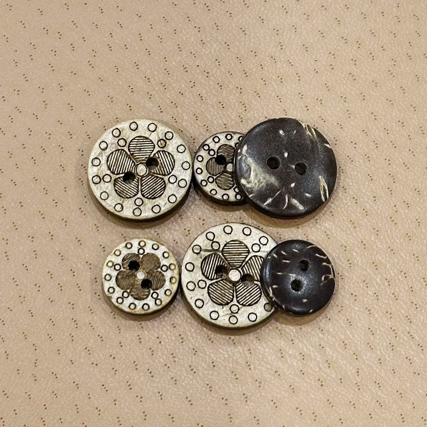 20mm Round Coconut Shell Buttons with Laser-Engraved Floral 200PCS