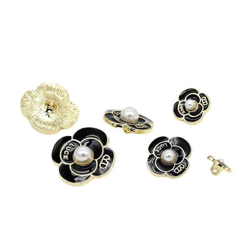 Pearl Petal Metal Shank Buttons – Black/White | 60pcs Mixed Sizes