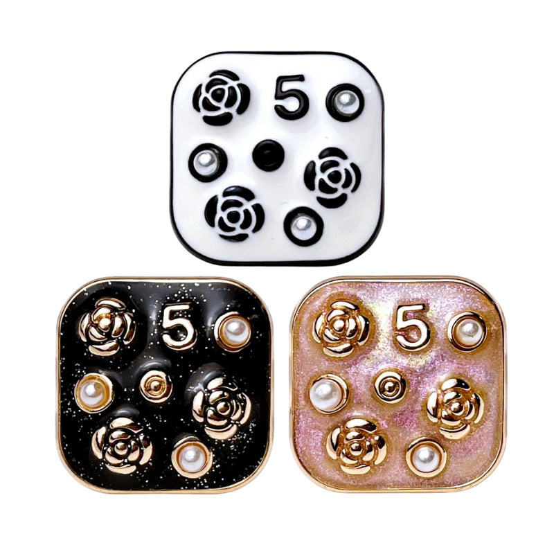 21MM firkantet nummer 5 perleblomst metal syknap 10 stk