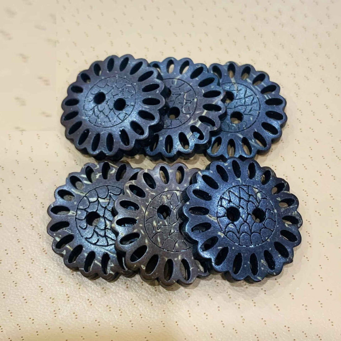 26mm Floral Cutout Coconut Shell Shoe Buttons 40PCS