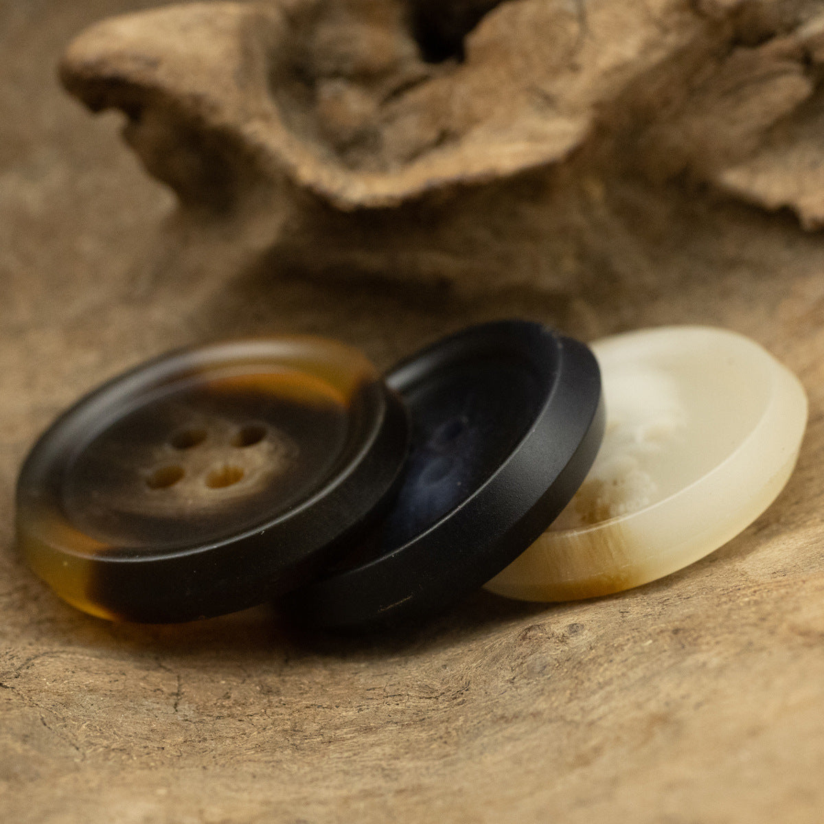 Tortoiseshell-Toned Double-Sided Resin Flat Buttons 20 Pack - Lots of Buttons