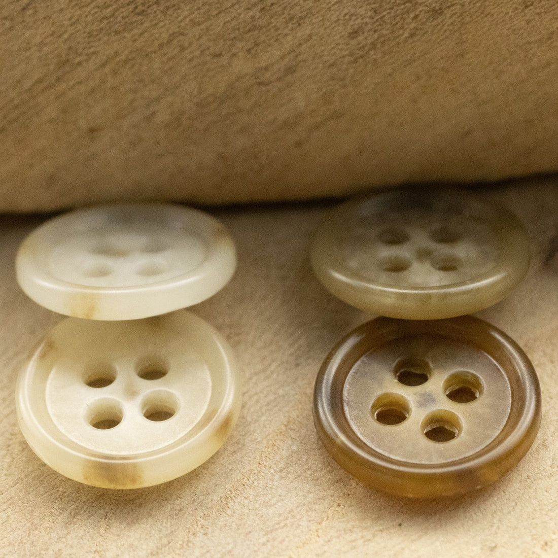 Round Slim-Edged Urea Buttons for Casual Shirts,50pcs - Lots of Buttons