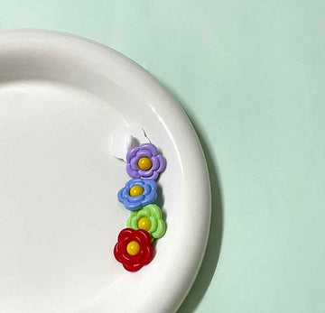 18mm Colorful Flower-Shaped Plastic Shank Buttons for Children's Clothing 100 Pack - Lots of Buttons