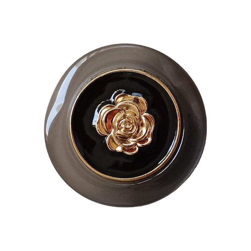 18/23mm prozorni gumbi iz smole in kovine Camellia za plašče in pletenine 50 kosov