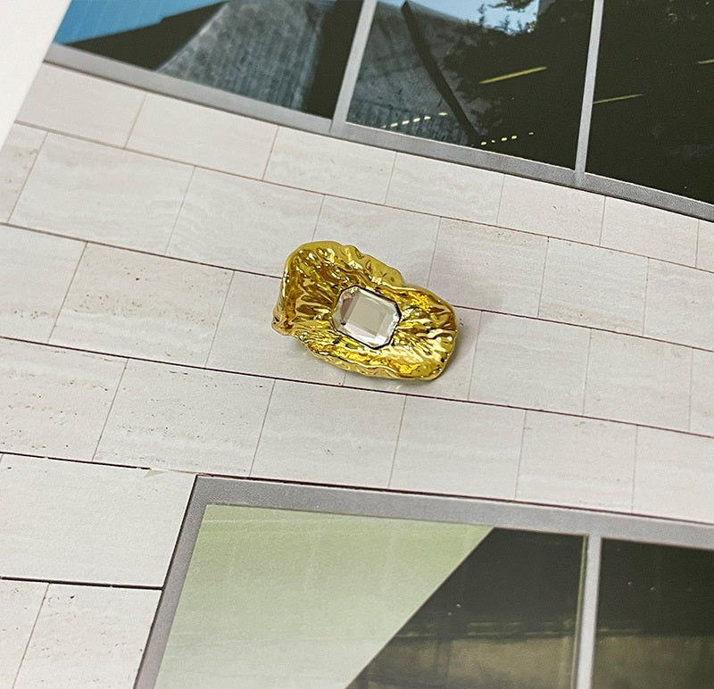 23/30mm Złote Srebrne Specjalnie Kształtowane Guziki z Kamieniami Szlachetnymi i Diamentami 50 szt.
