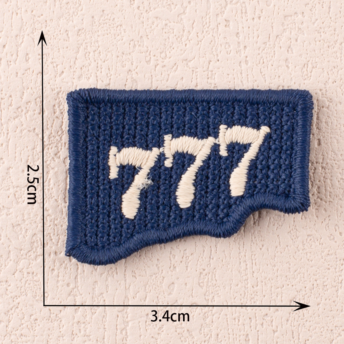 Set de 30 de patch-uri din material cu alfabet și cifre brodate integral