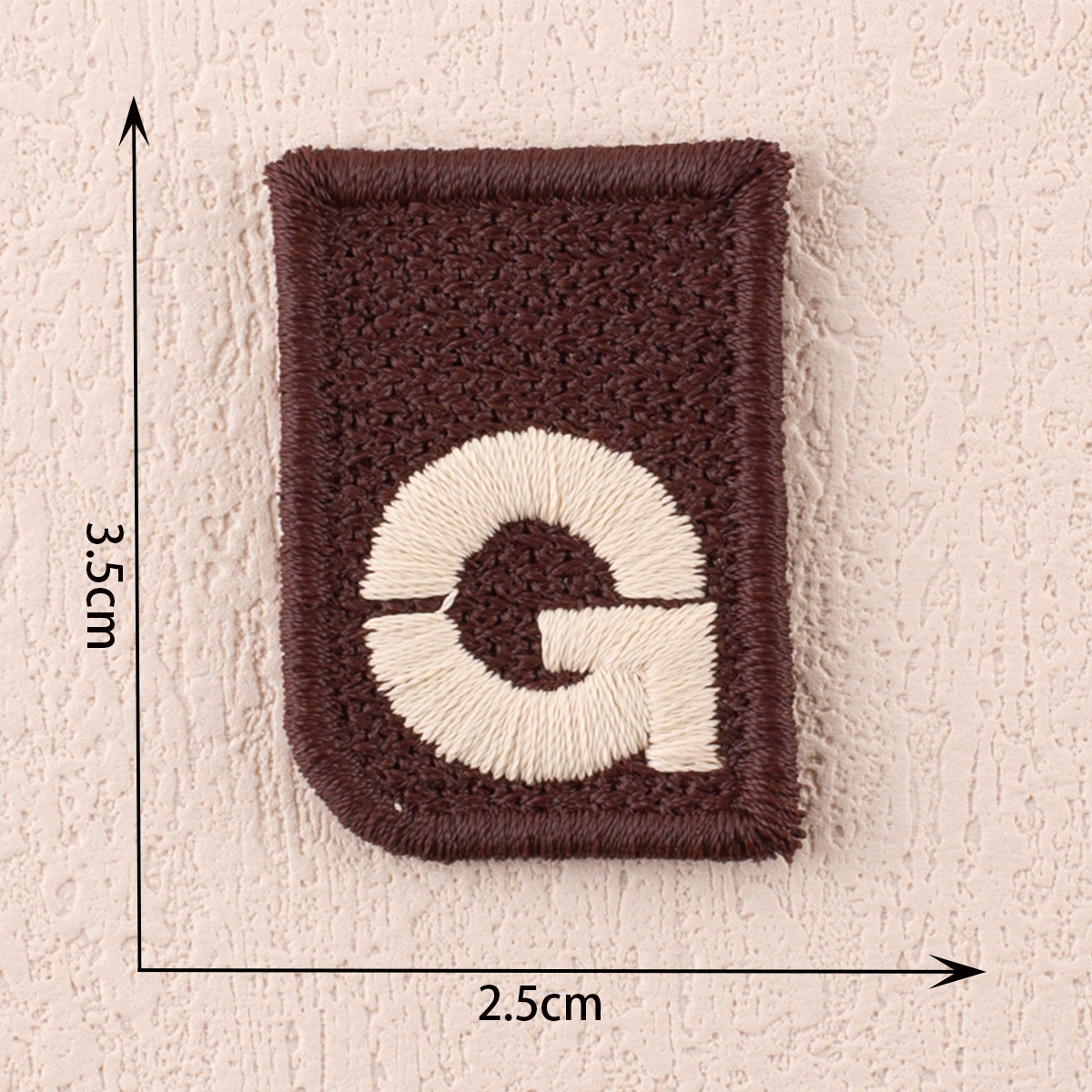 Set de 30 de patch-uri din material cu alfabet și cifre brodate integral