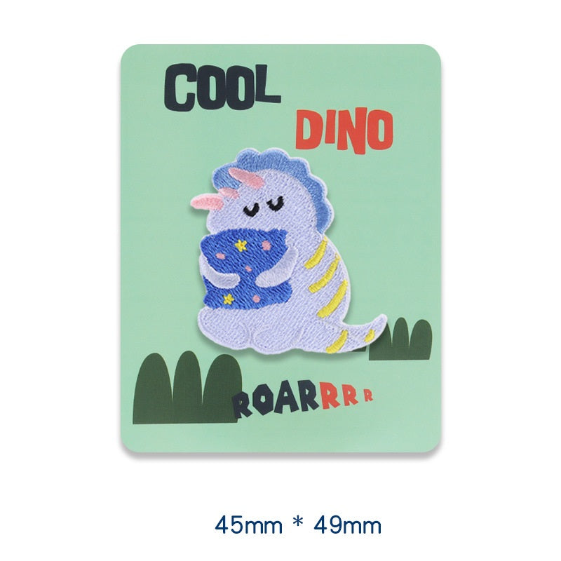 Roaring Fun: Samolepiace vyšívané nášivky s dinosaurom 4 ks