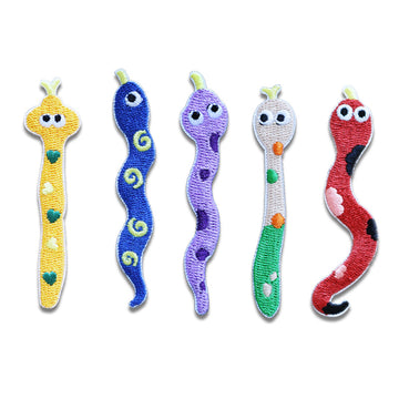 Bellissimo Anno del Serpente Toppe di Stoffa Ricamate da 70mm Pacco da 5 Colori