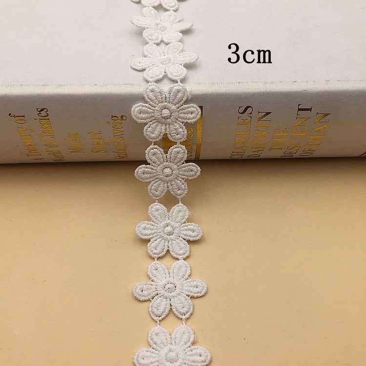 1.5-4cm White Cotton Floral Embroidered Lace Trim 10 Yards