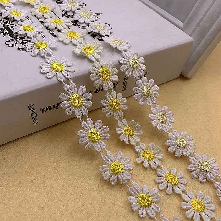2.5CM Daisy Petal Polyester Lace Trim 15 Yards Floral DIY Craft Ribbon