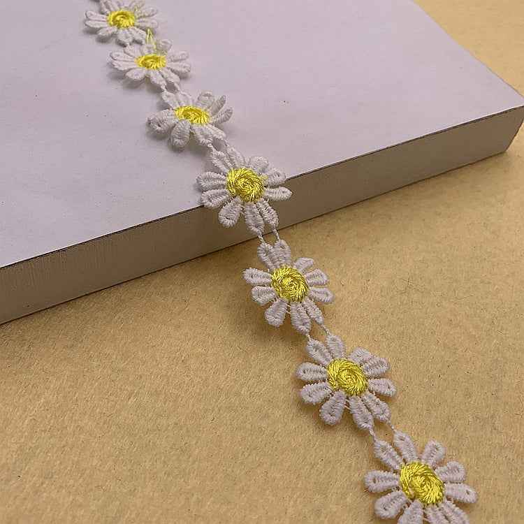 2.5CM Daisy Petal Polyester Lace Trim 15 Yards Floral DIY Craft Ribbon