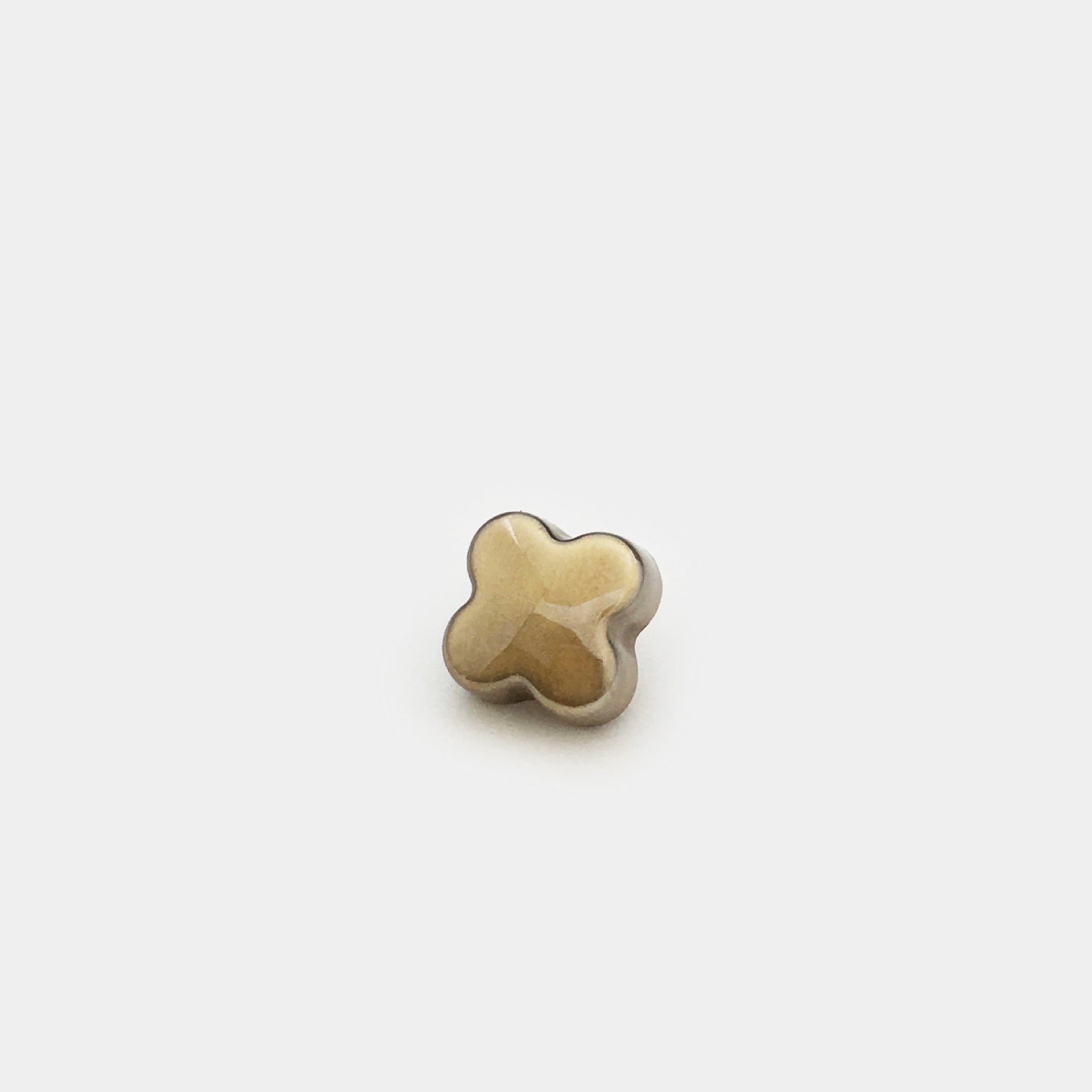 11mm Colorful Clover Hand-sewing Buttons for Shirt 20pcs