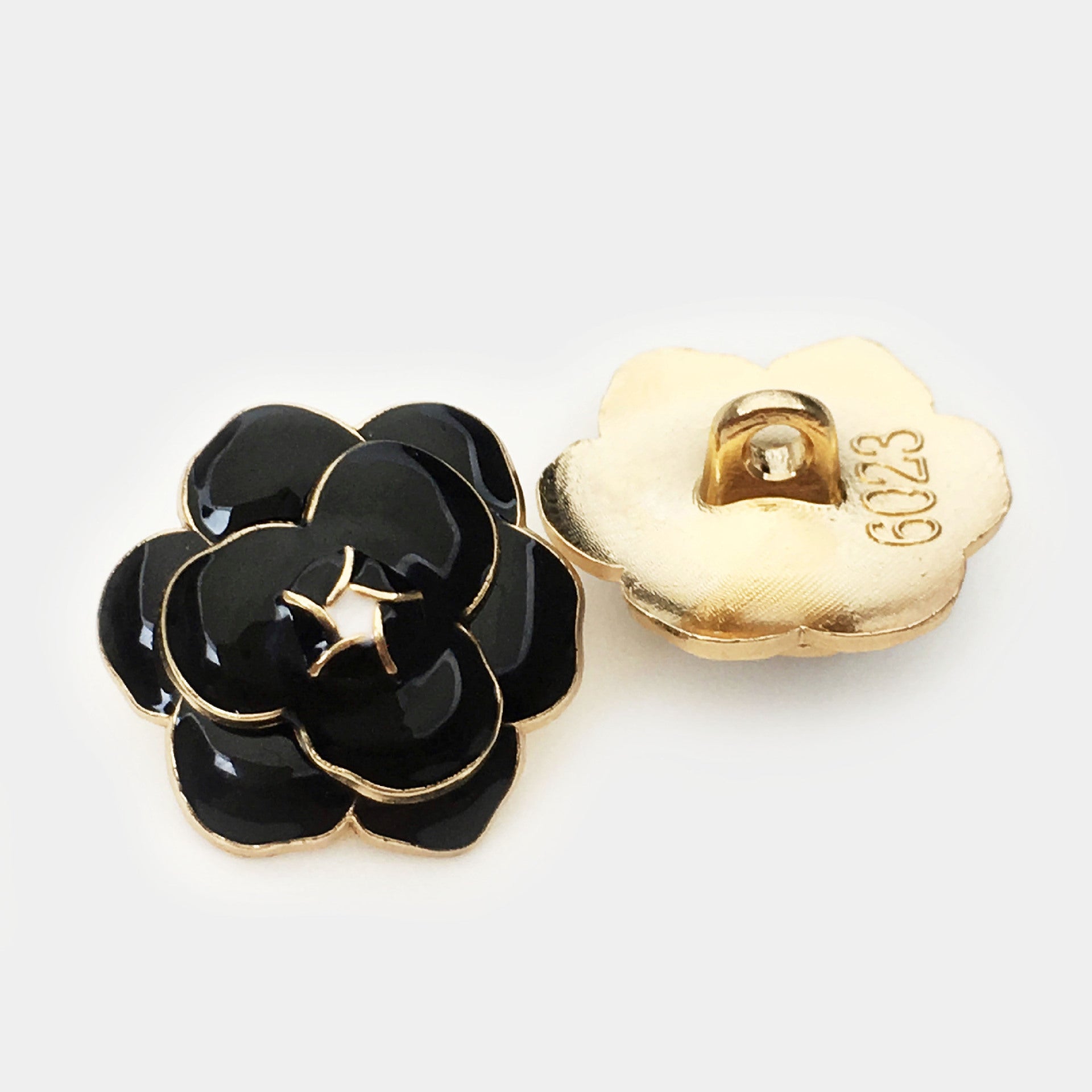 Boutons en métal floraux roses blancs et noirs de 17,5/22,5 mm pour tricot, 10 pièces