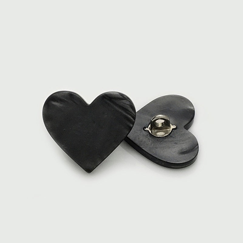 17.5/22.5mm Black White Resin Heart Buttons with Metal Shank 10pcs