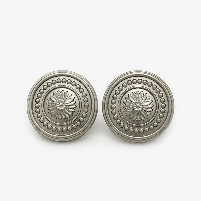 Botones de metal vintage en forma de margarita de 15-22.5mm con acabado en oro antiguo, 20 piezas