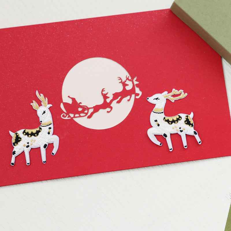 Graceful 'A Deer in Blossom' Chinese - Style Embroidered Patch 4pcs - Lots of Buttons