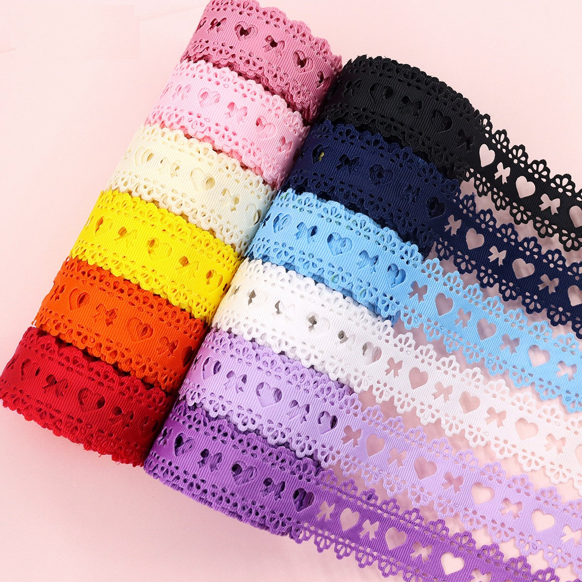 30MM Sydän Leikattu Grosgrain Käsityö Naru 12 Pakkausta 60 Yards