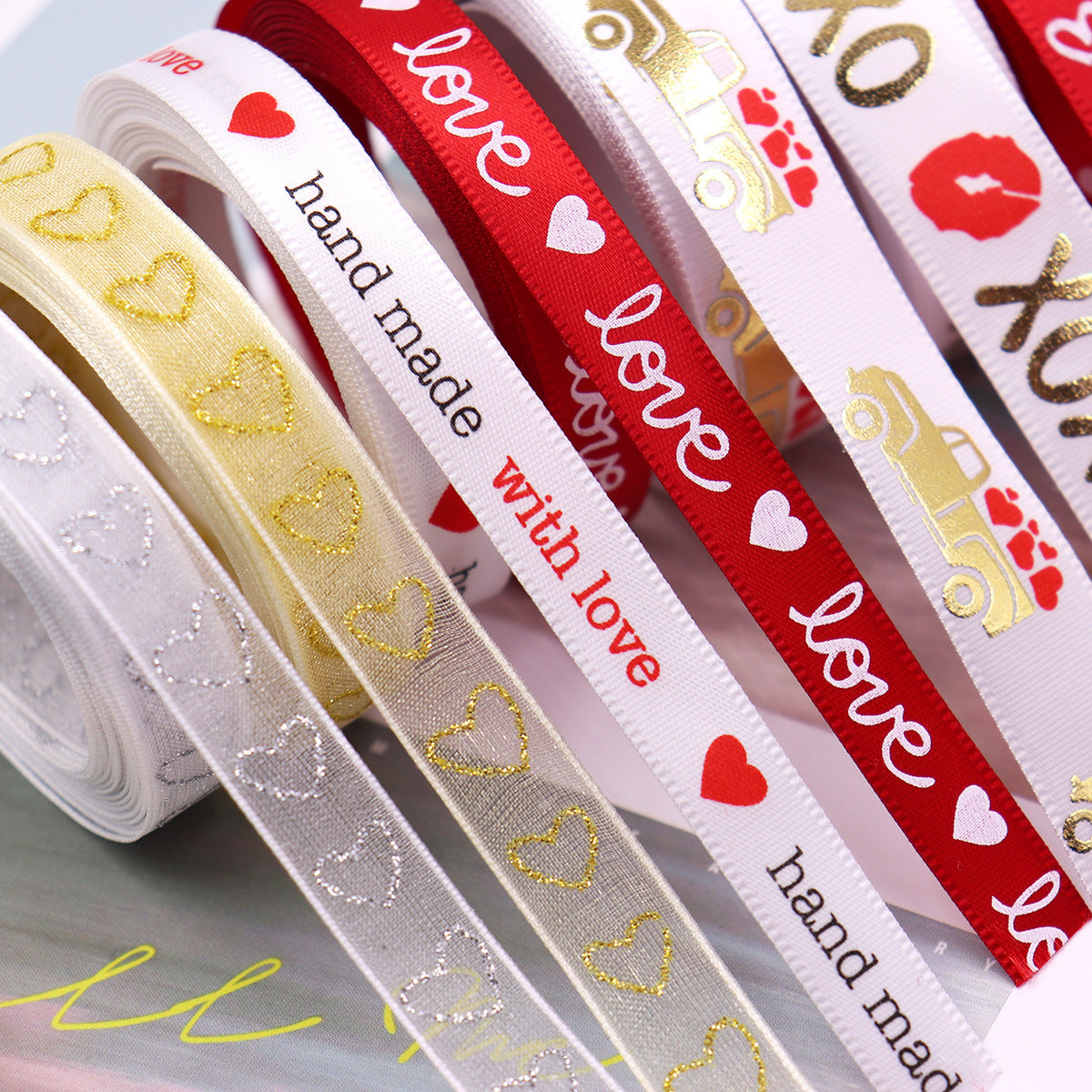 10mm/16mm/25mm XOXO Rote Lippen Herz Heißprägeband 8er Pack