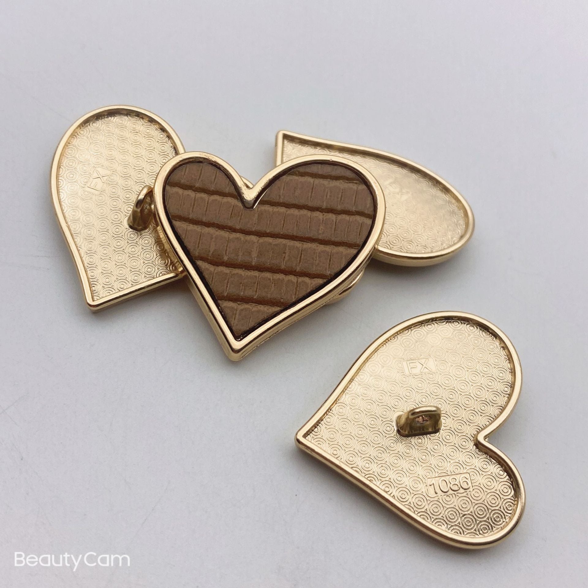 25mm Leather Surface Heart-Shaped Metal Shank Buttons 10pcs