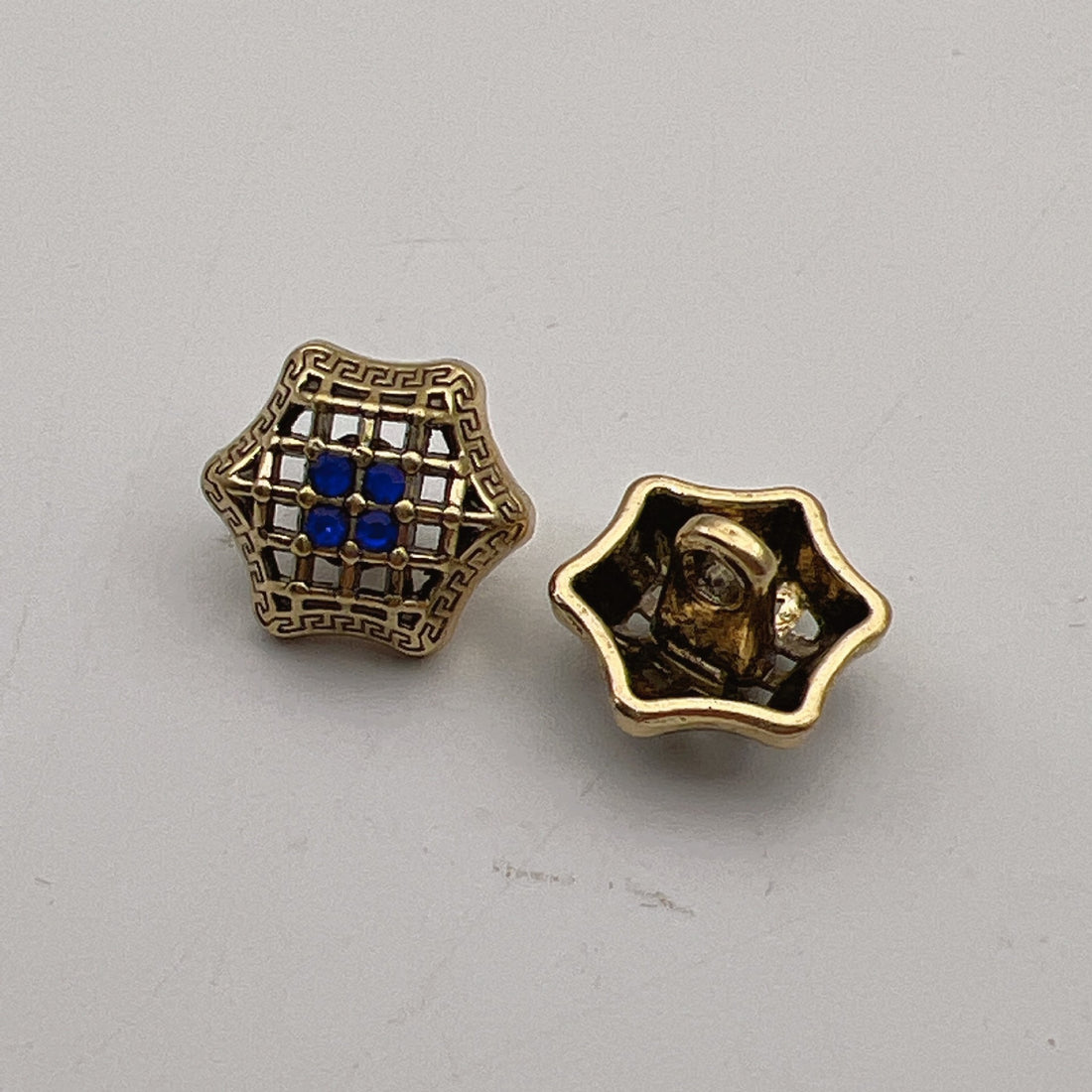 Botões de Camisa de Metal em Diamante Colorido Hexagonal Vintage de 12,5mm 50pcs