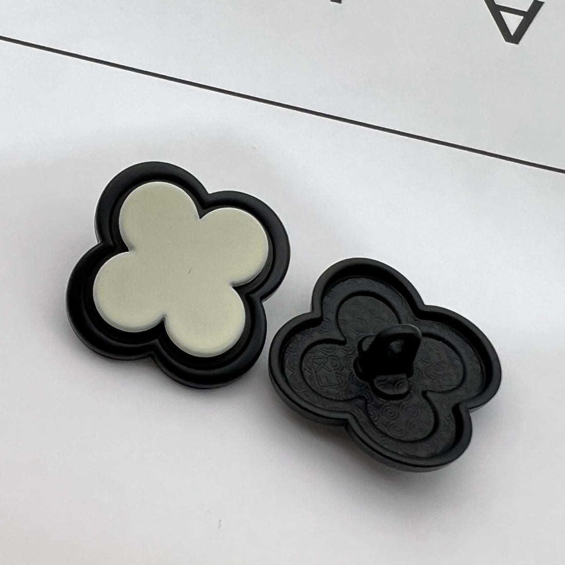 Botones de abrigo de metal en forma de flor 3D de 20/25 mm con capas pintadas, 12 piezas