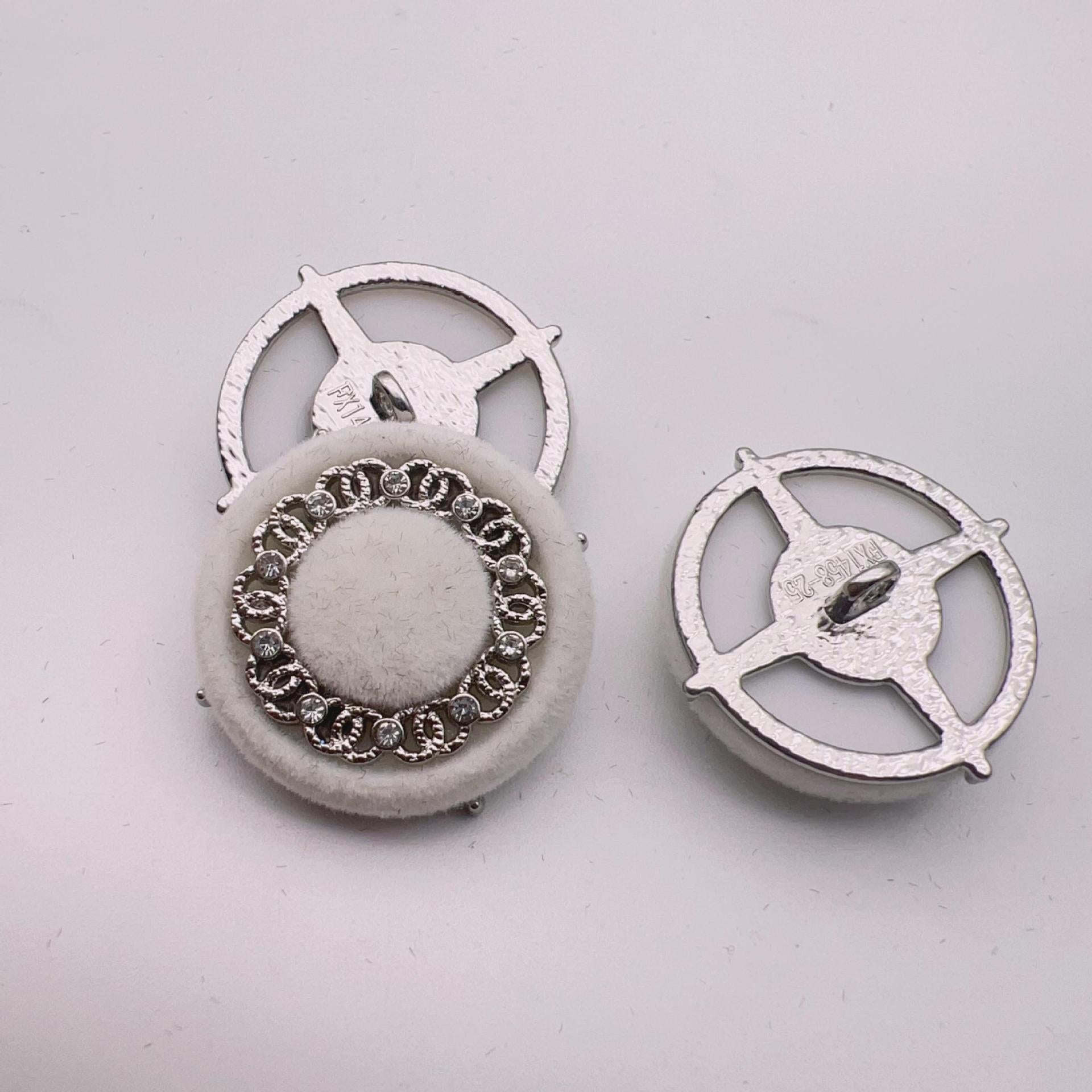 25mm Round Crystal Bead Velvet Metal Buttons 50 Pack