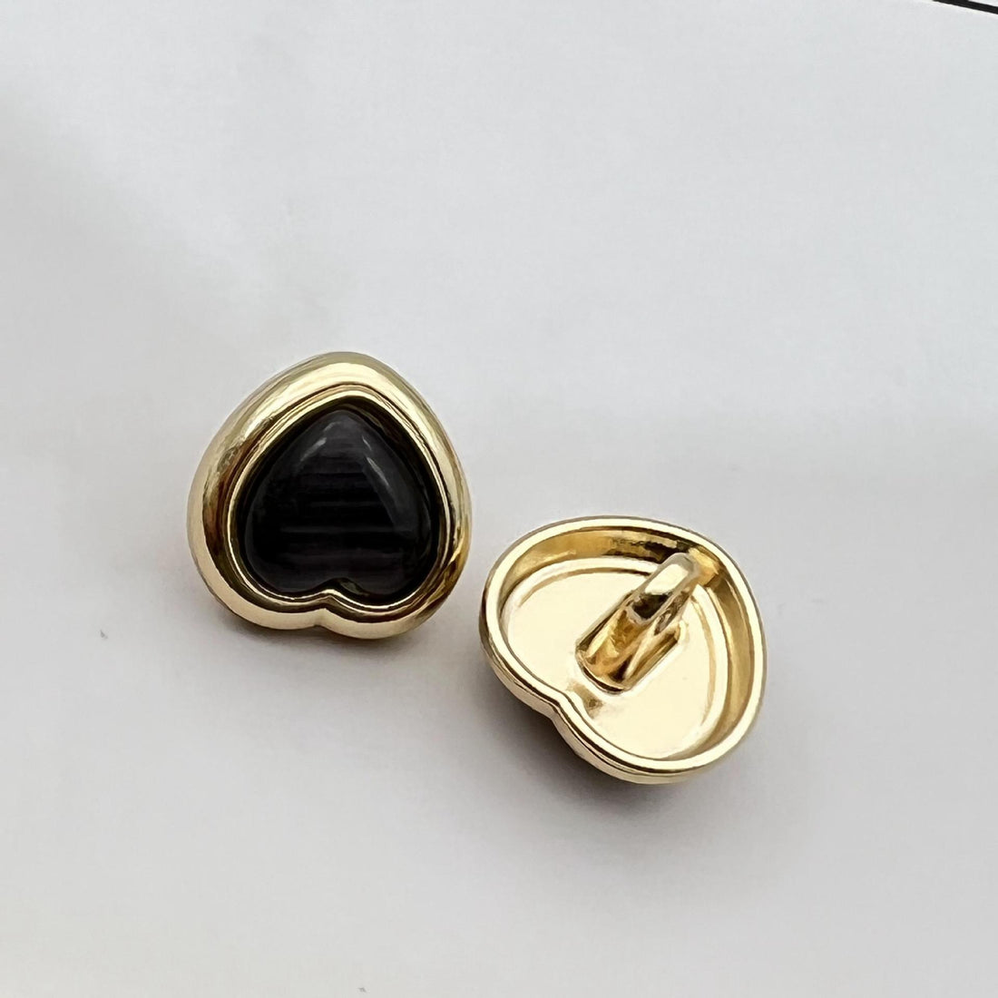 12.5mm Heart Shaped Pearlized Resin Metal Shank Buttons 50PCS