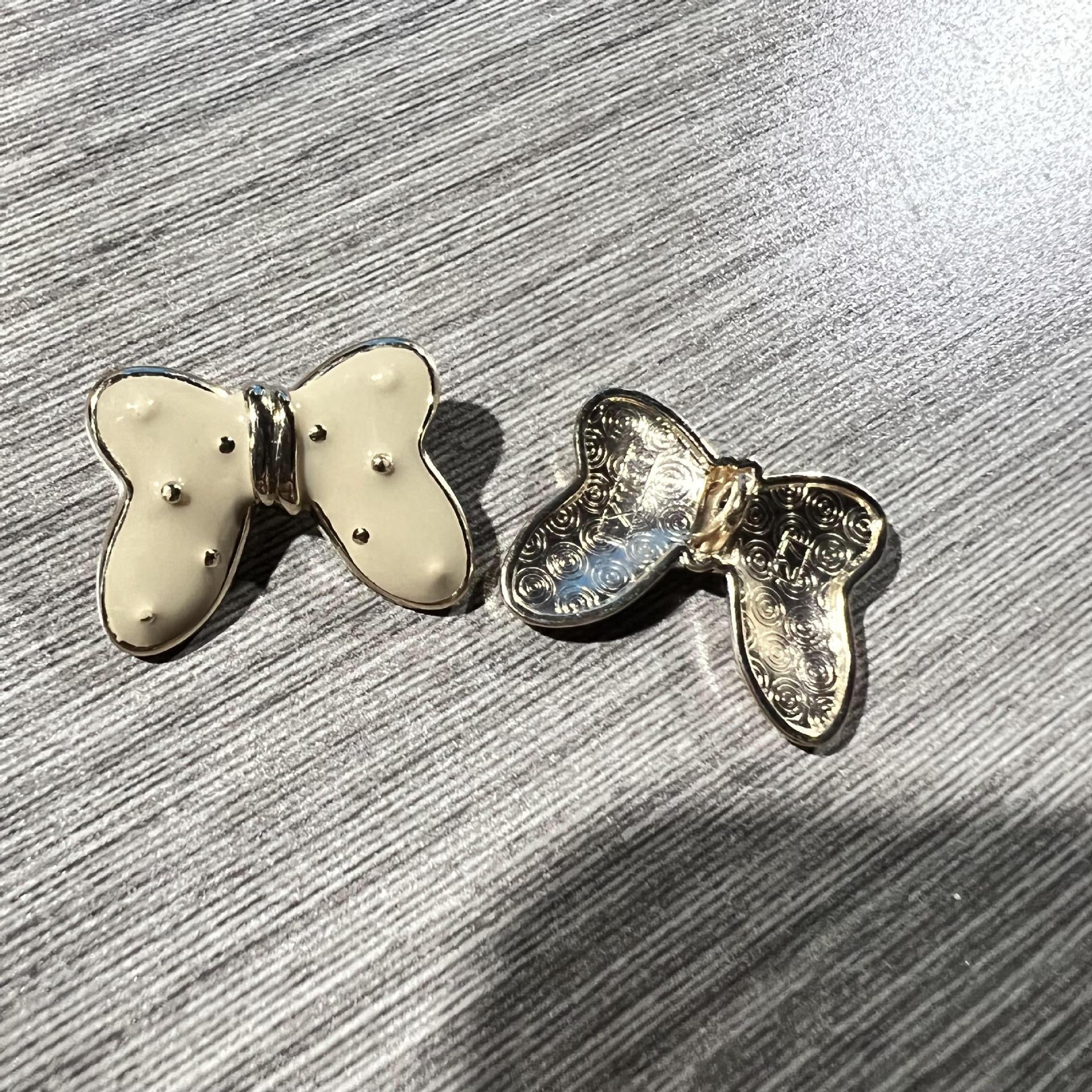 30mm Schmetterling Sternenförmige Metall Große Knopf mit Schaft 50er Pack