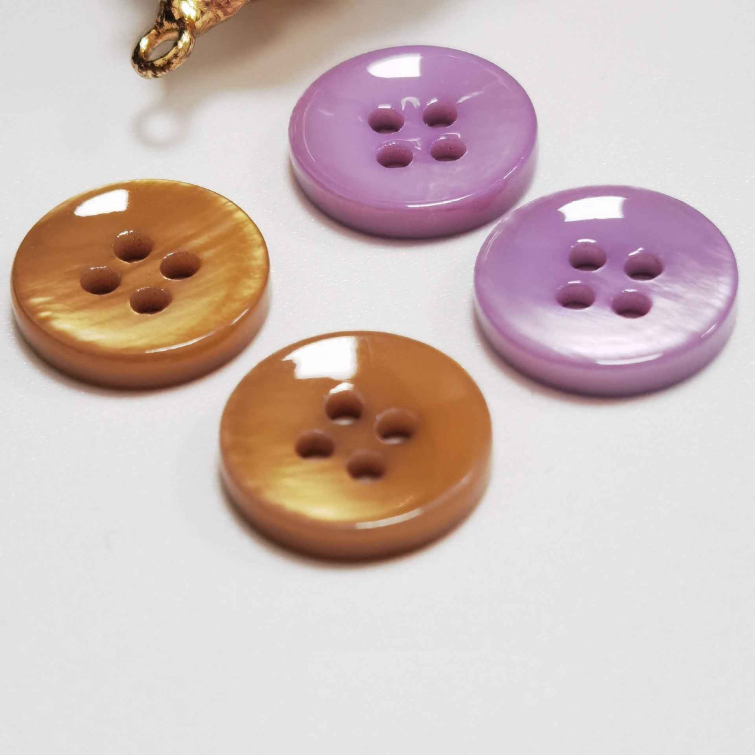 24L (15mm) Round Mother of Pearl Shell Buttons For Sewing 100 Pack