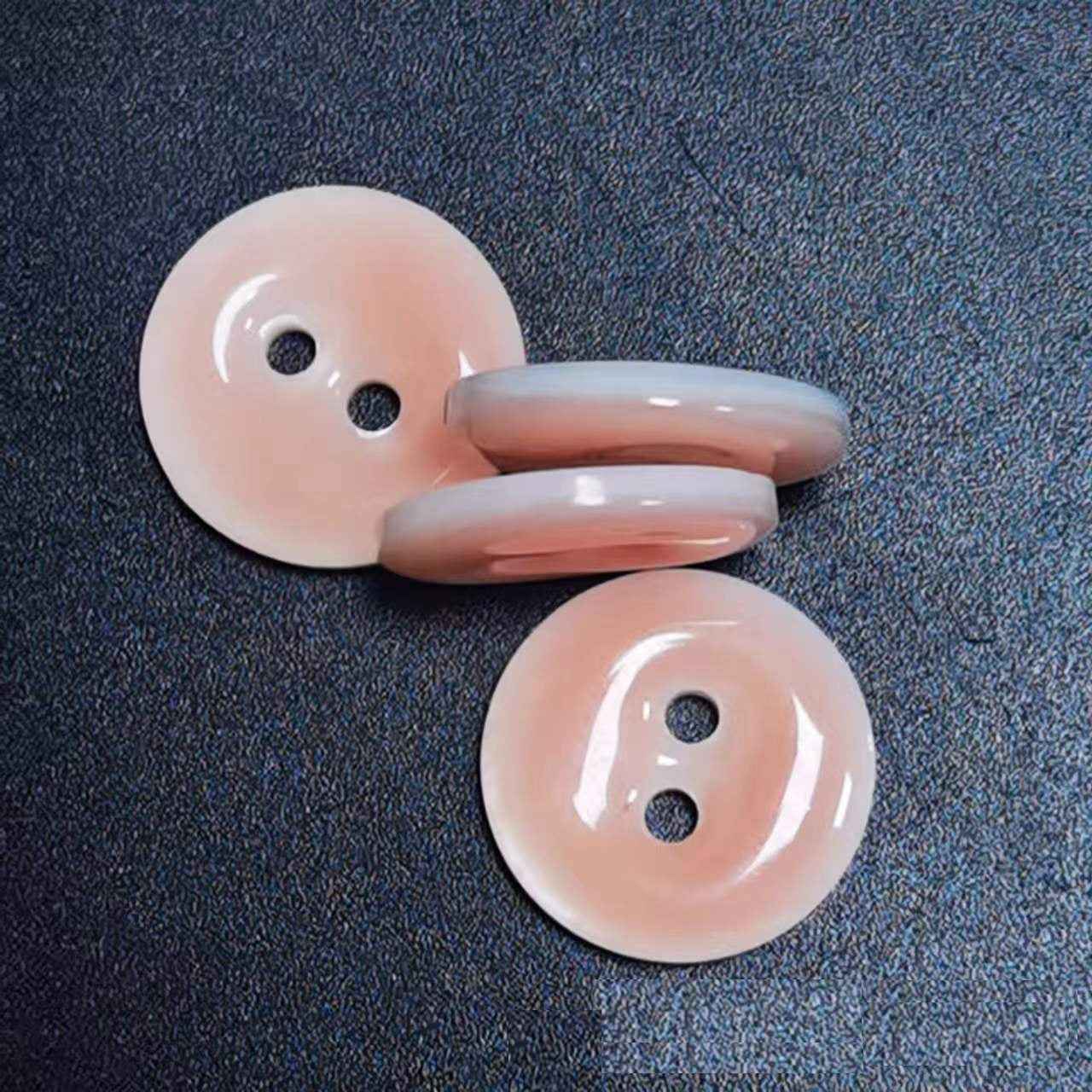 24L (15mm) Round 2-Hole Resin-Coated Shell Buttons 100 Pack