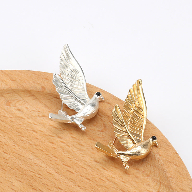 Dove Metal Brooch Pin for Men's and Women's Suits 5pcs - Lots of Buttons