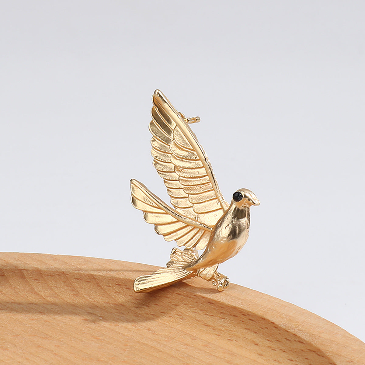 Dove Metal Brooch Pin for Men's and Women's Suits 5pcs - Lots of Buttons