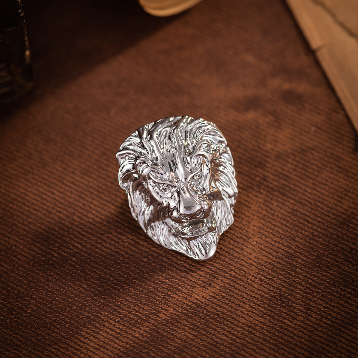 Lion Head Brooch for Men Retro Alloy Animal Pin 2 Pack - Lots of Buttons