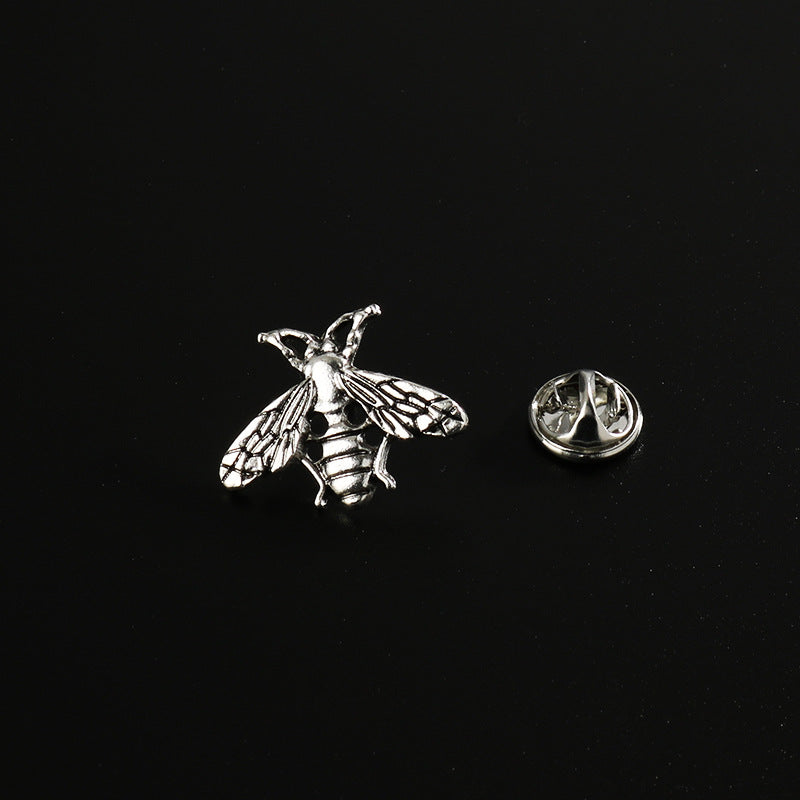 Retro Bee-Shaped Brooch Pin Decorative Badge for Men's Suits 12pcs - Lots of Buttons