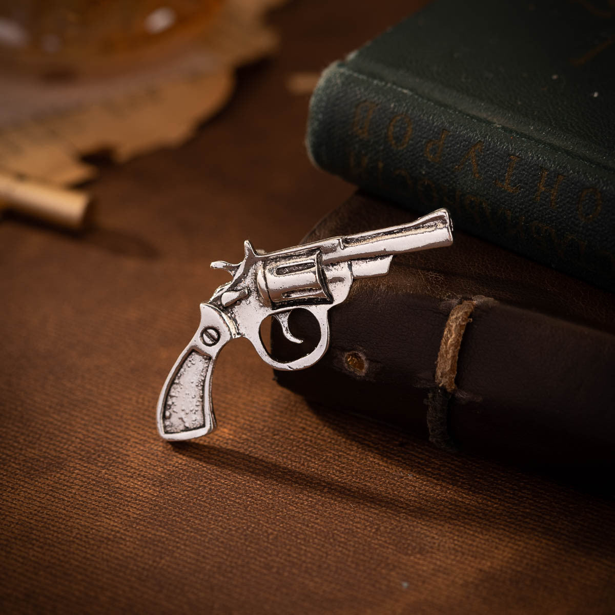Retro Gold and Silver Revolver Brooch 4 Pack - Lots of Buttons