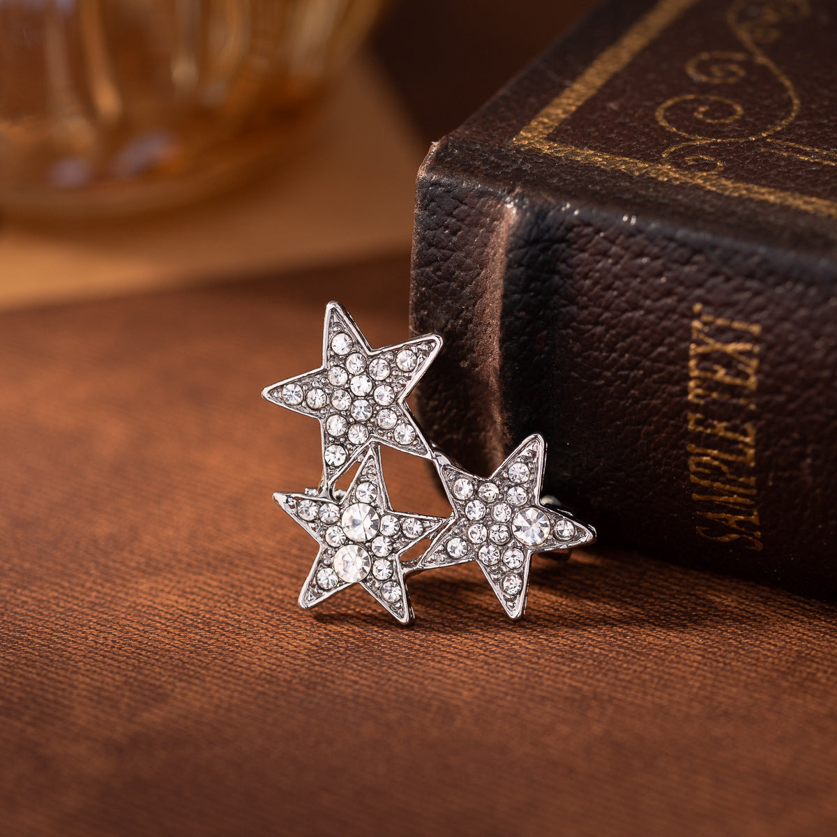 Three Five-Pointed Stars Diamond Brooch Men's Suit Lapel Pin 3pcs - Lots of Buttons