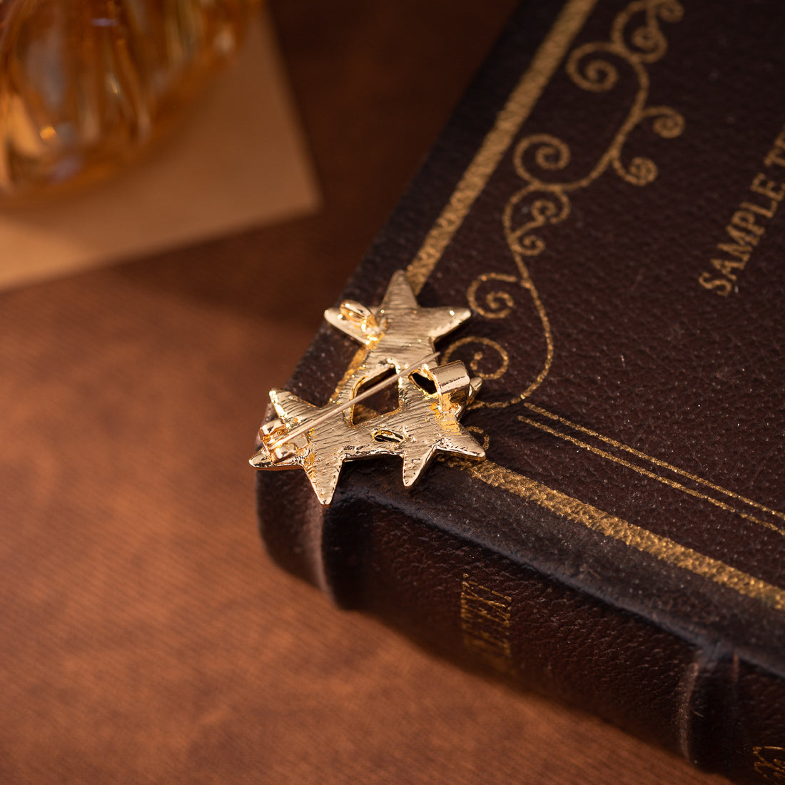 Three Five-Pointed Stars Diamond Brooch Men's Suit Lapel Pin 3pcs - Lots of Buttons